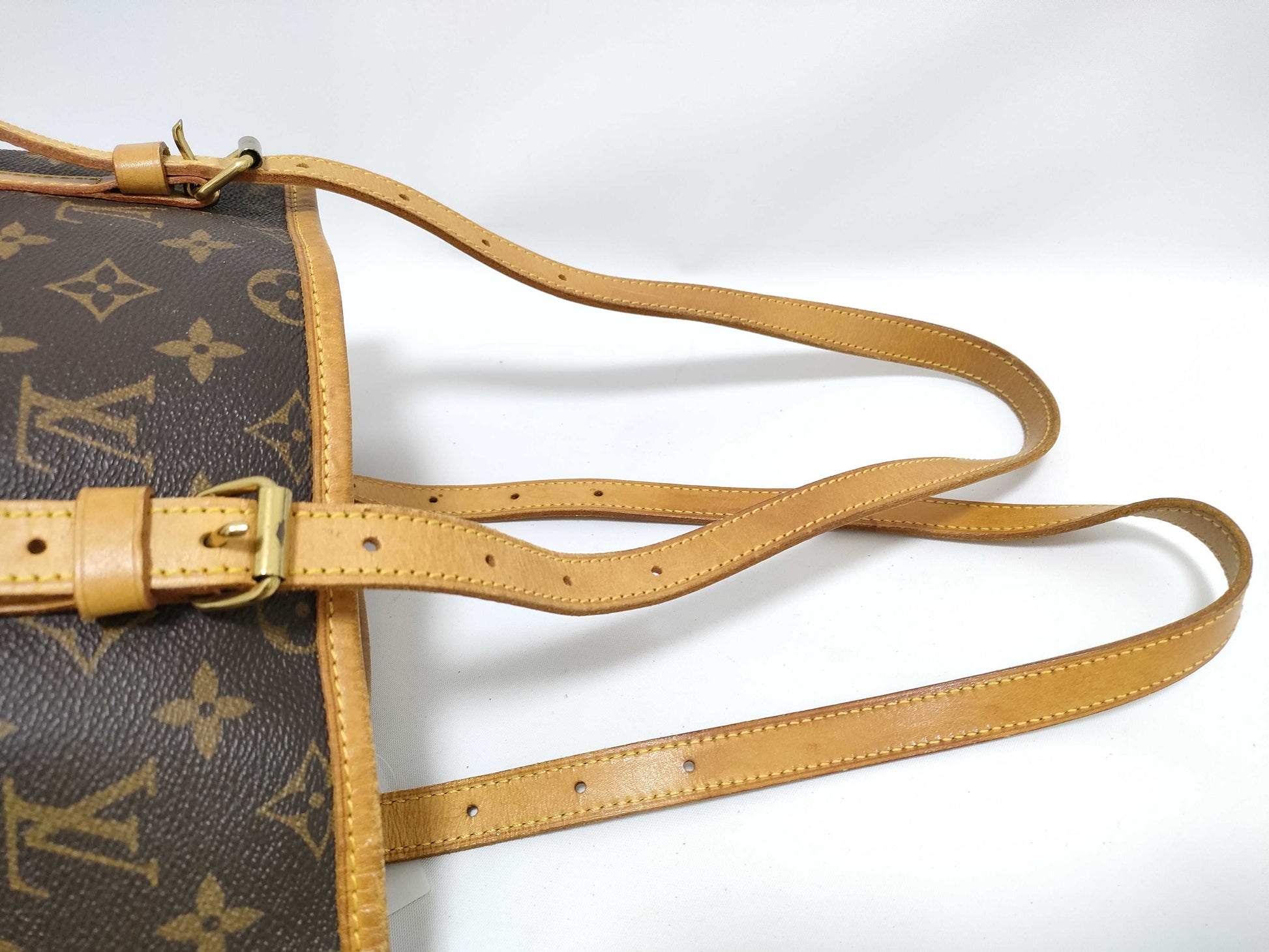LOUIS VUITTON RFID Unverified Monogram Louis Vuitton Monogram Bucket GM Shoulder Bag