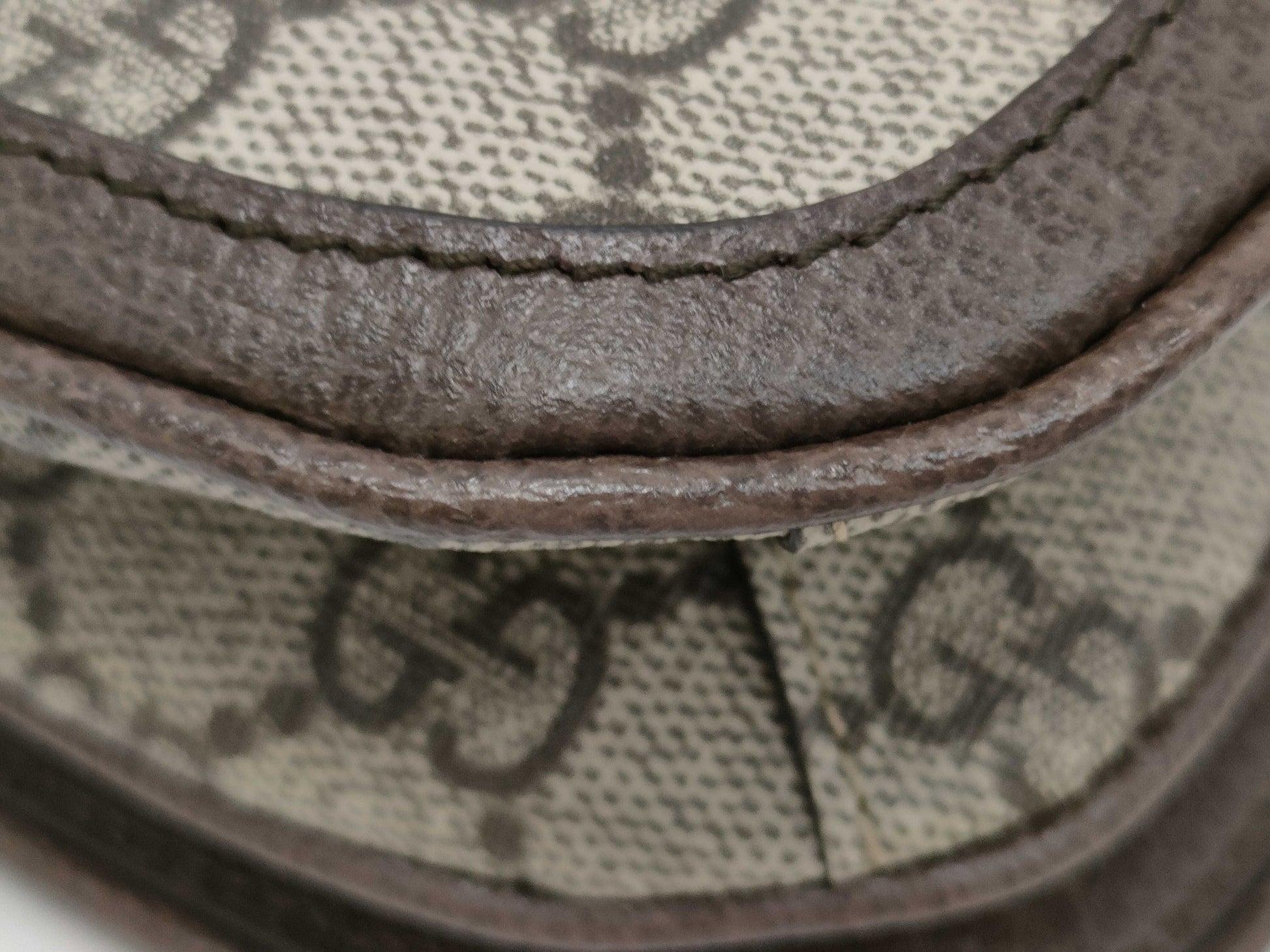 GUCCI GG Supreme 703807/525040 Beige/Brown Shoulder Bag