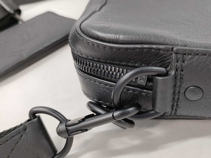 LOUIS VUITTON Monogram Shadow Trio Messenger M46602/RFID Shoulder Bag
