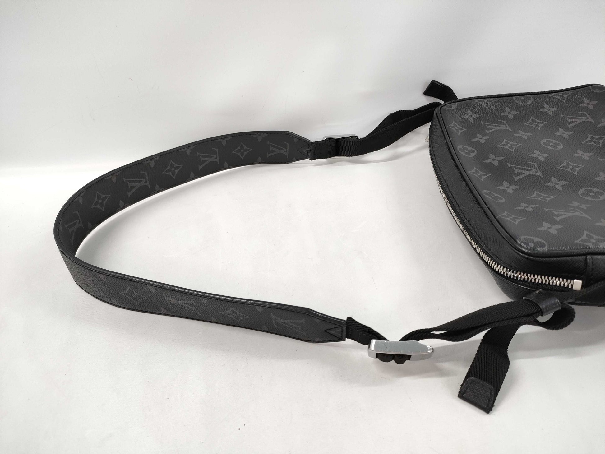 LOUIS VUITTON Monogram Eclipse Outdoor Messenger PM M30233 RFID Shoulder Bag