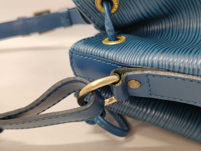 LOUIS VUITTON Epi Noe M44005/AR0975 Toledo Blue Shoulder Bag