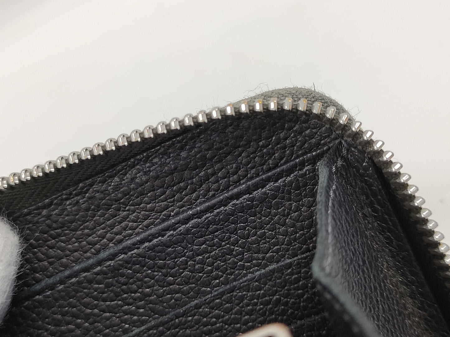 LOUIS VUITTON Monogram Empreinte Zippy Wallet M62209/SP0116 Wallet