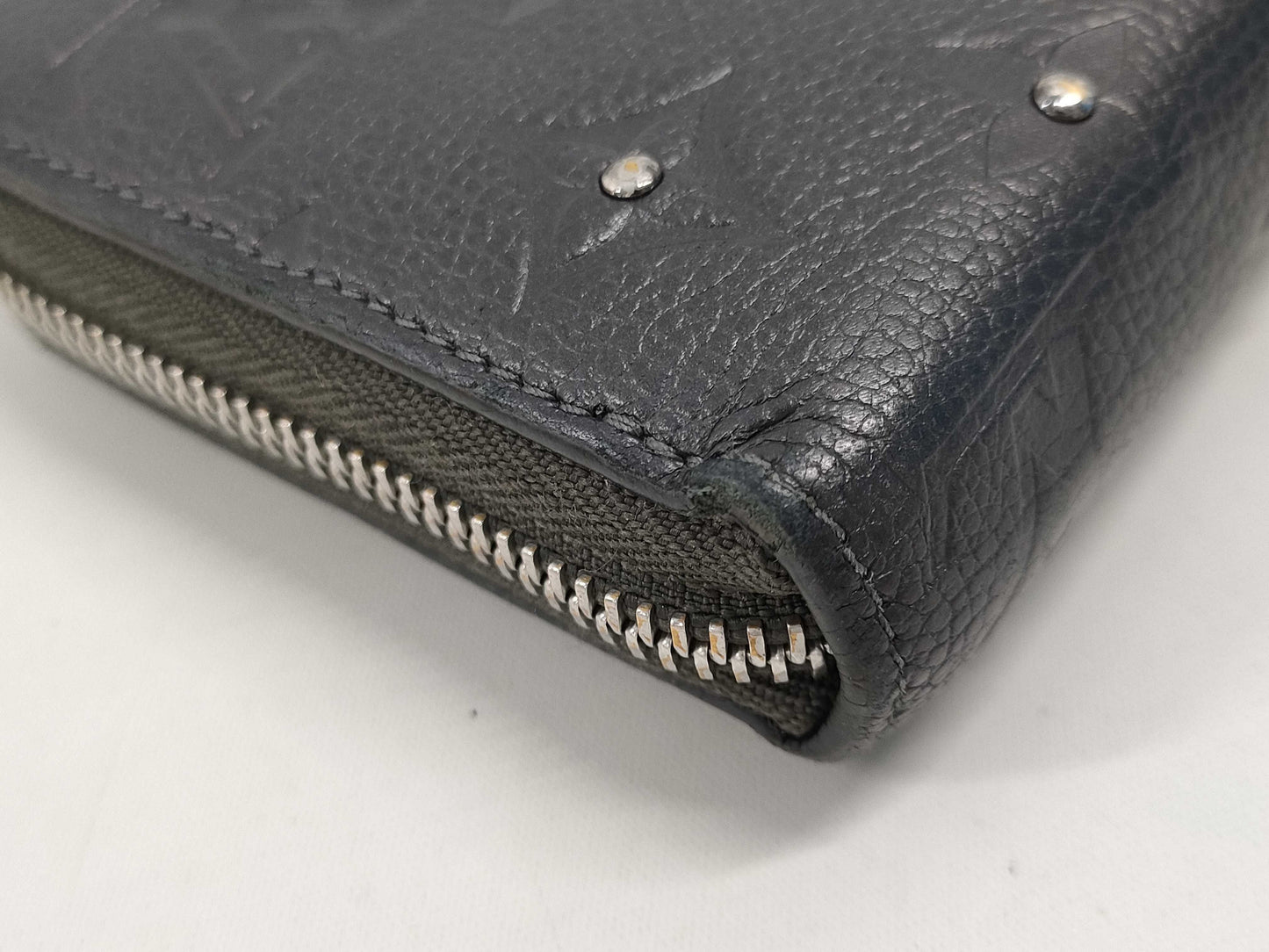 LOUIS VUITTON Monogram Empreinte Zippy Wallet M62209/SP0116 Wallet