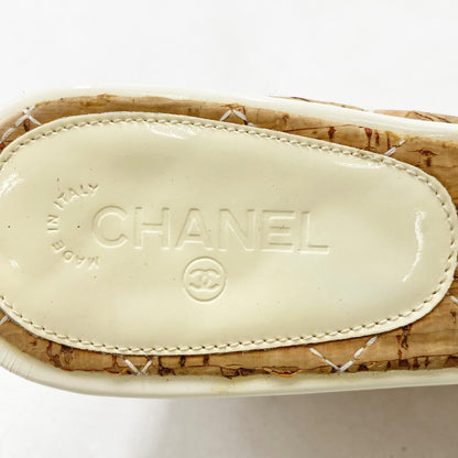  CHANEL Chanel Cork and Patent Leather Sandals, White and Brown, Size 23cm