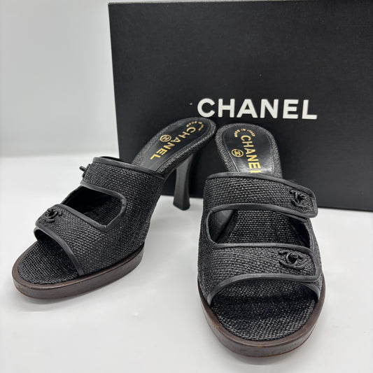 CHANEL Leather Black Raffia Leather Wood Turnlock Sandals Size #35/22.5cm