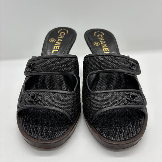 CHANEL Leather Black Raffia Leather Wood Turnlock Sandals Size #35/22.5cm