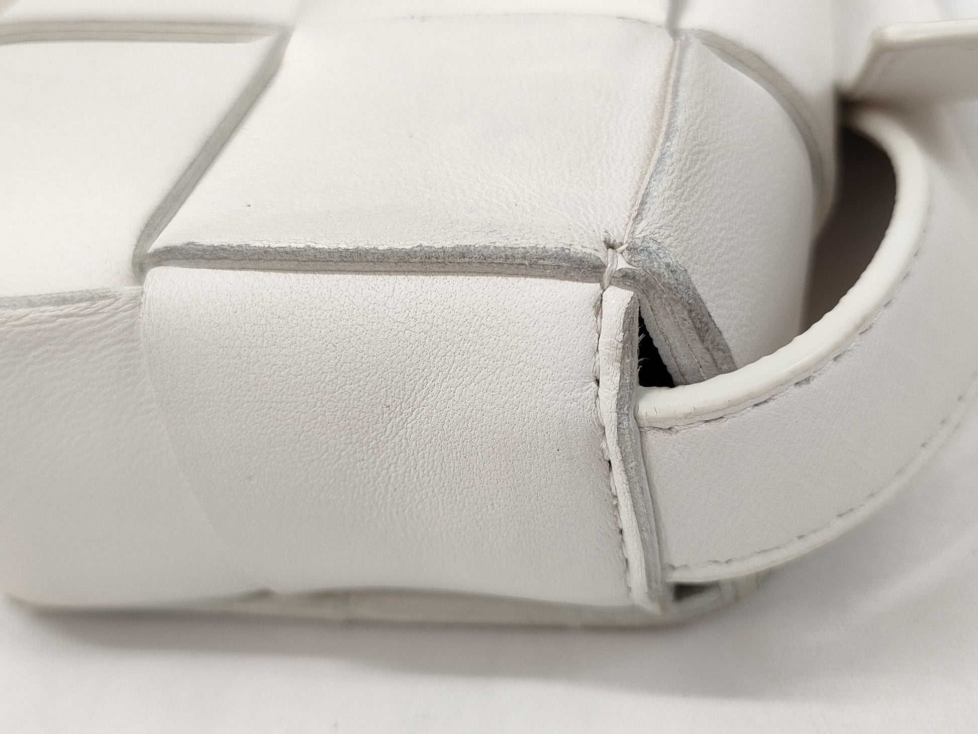 BOTTEGA VENETA Bottega Cassette White Shoulder Bag