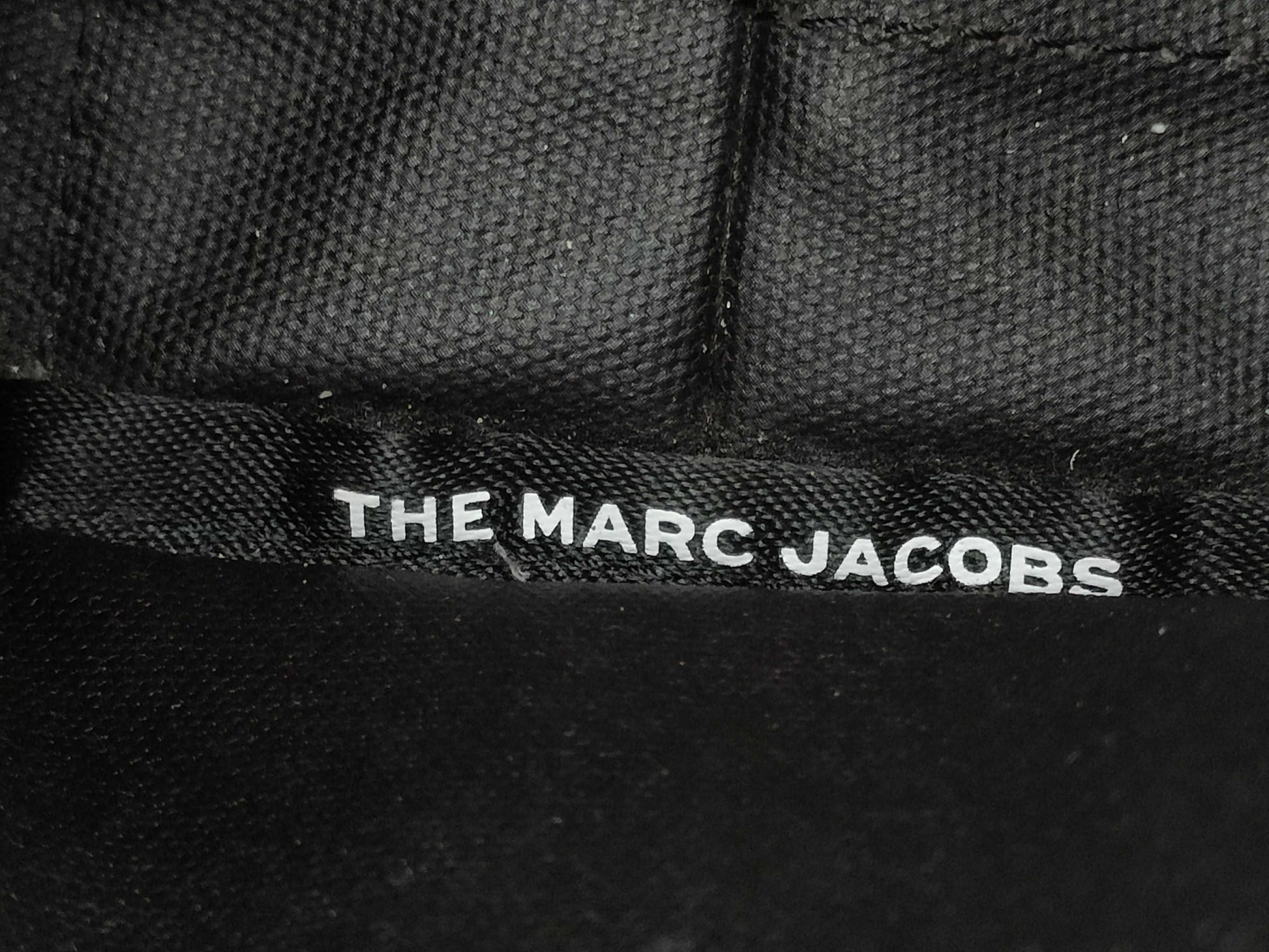 MARC JACOBS The Tote Bag Black Tote Bag