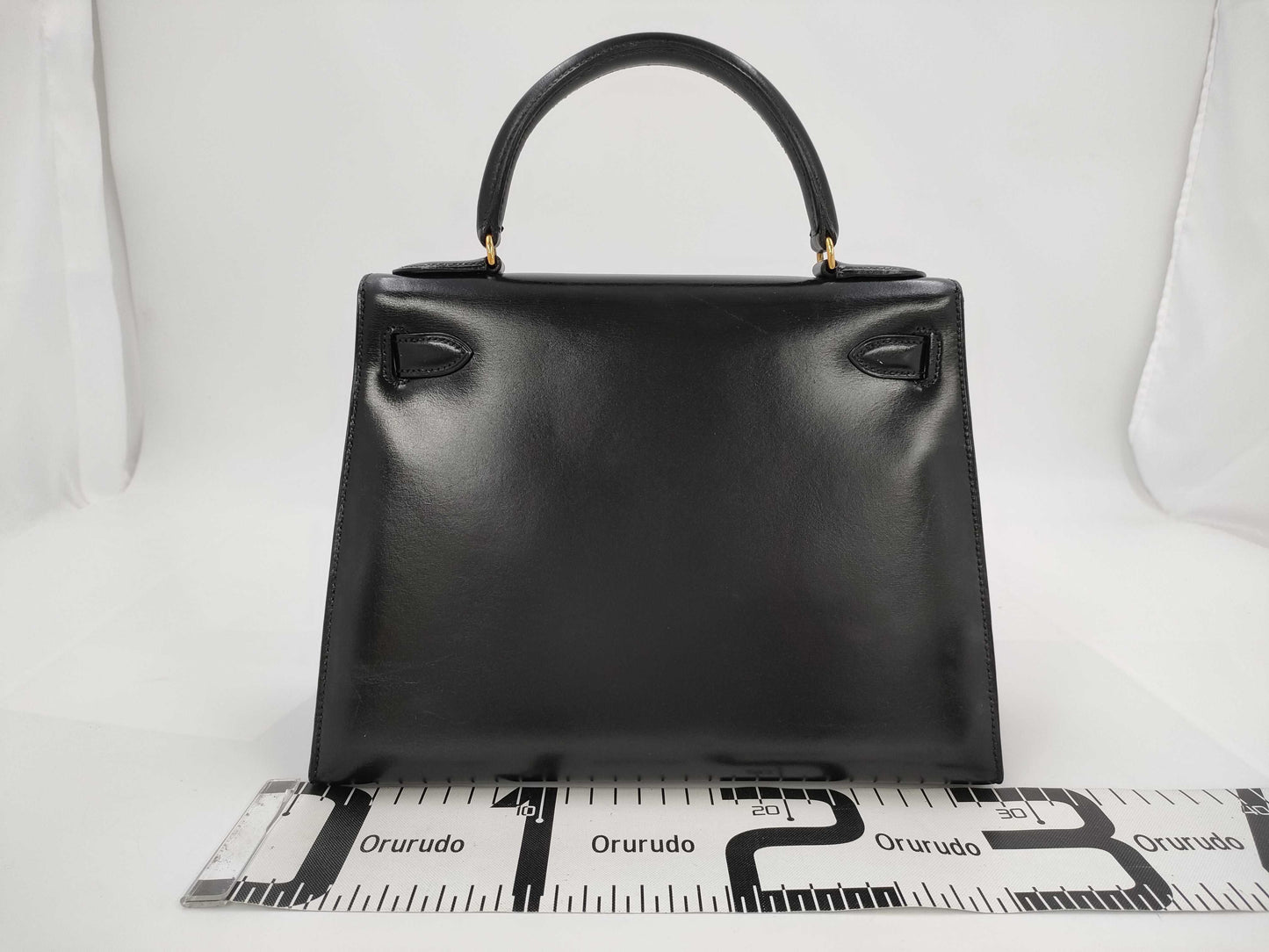 HERMES Kelly 28 ○S Box Calf Cadena Handbag