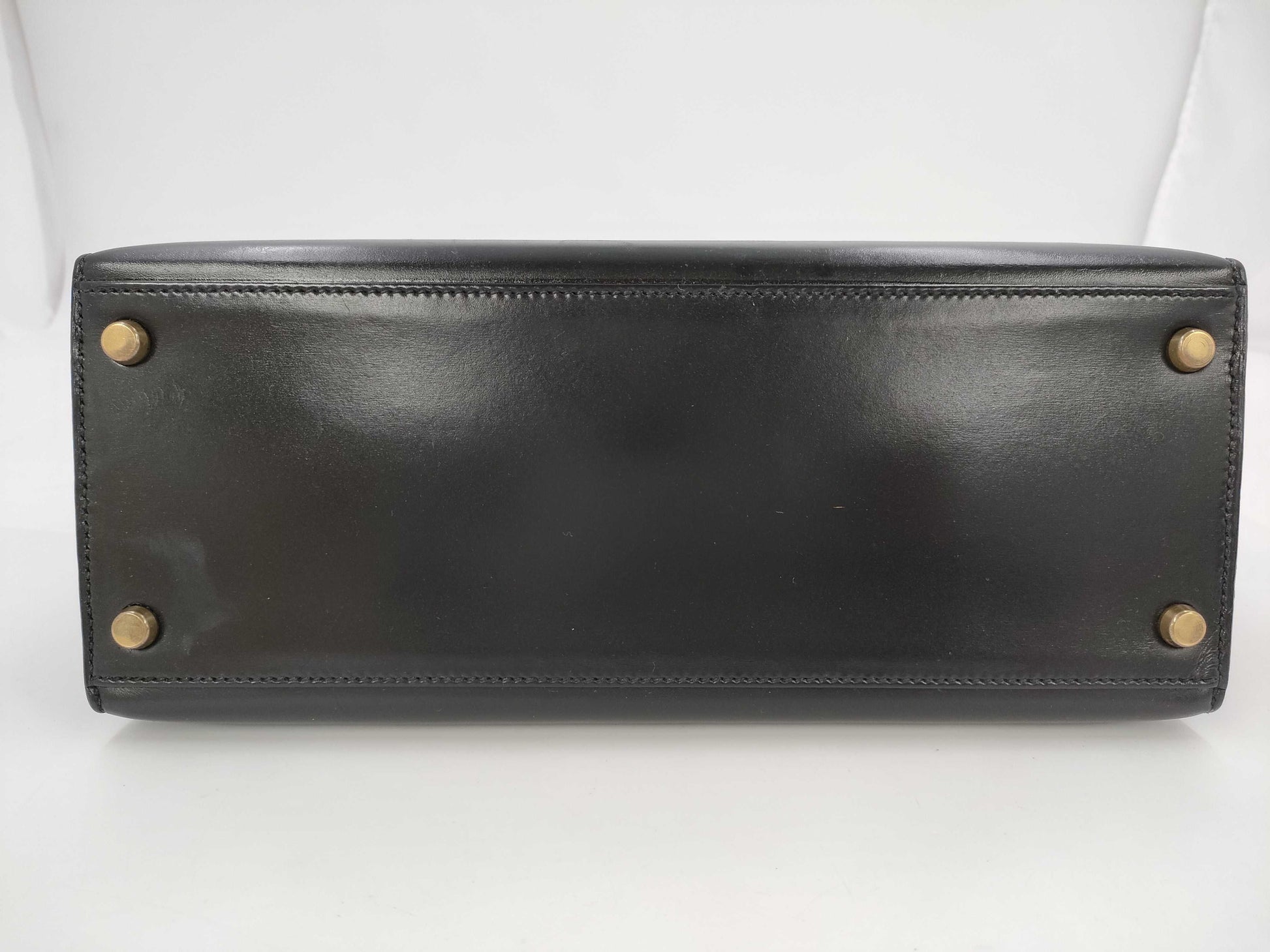 HERMES Kelly 28 ○S Box Calf Cadena Handbag