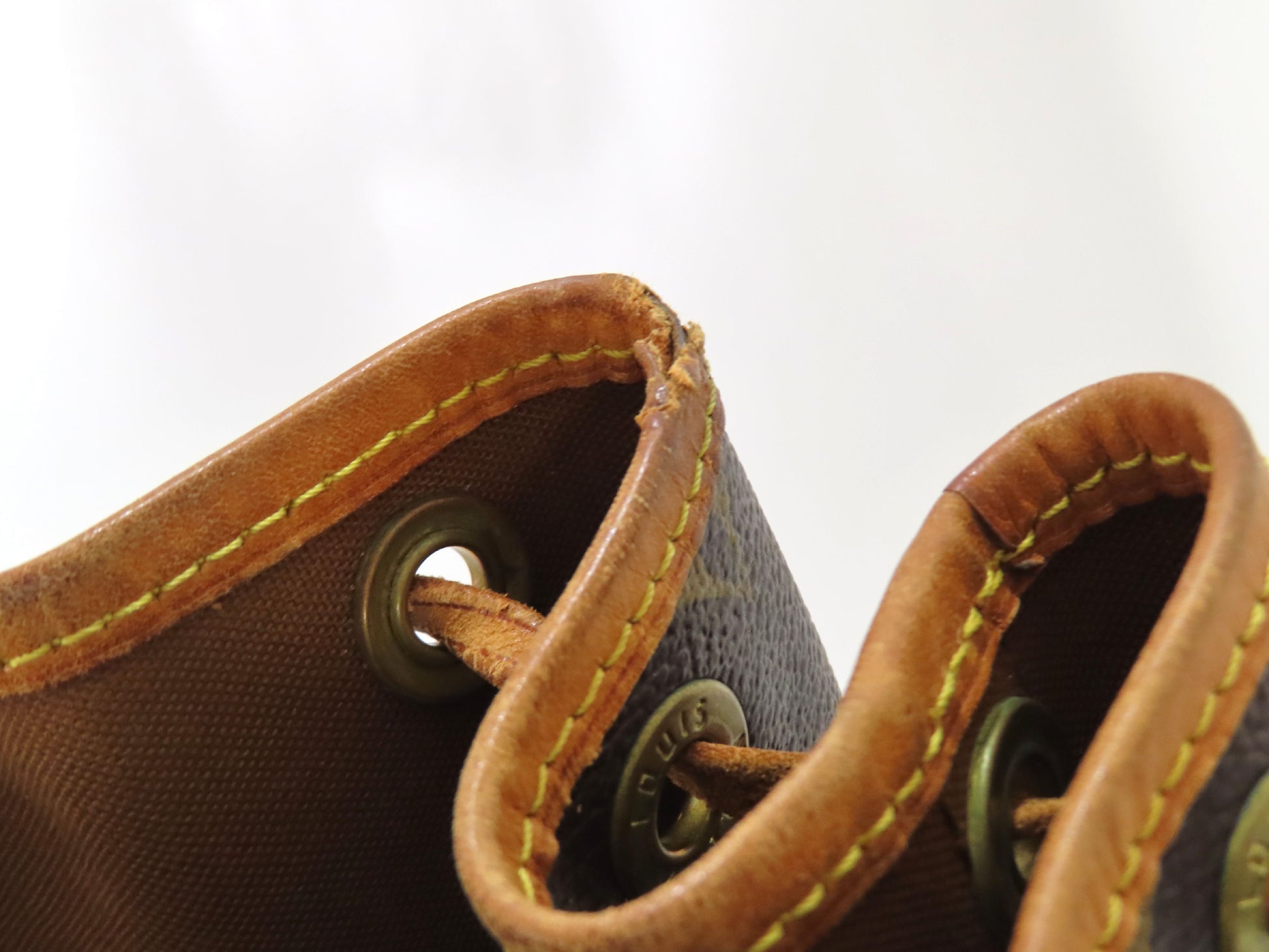 LOUIS VUITTON Monogram Noe SP1905 Shoulder Bag