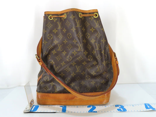 LOUIS VUITTON Monogram Noe SP1905 Shoulder Bag