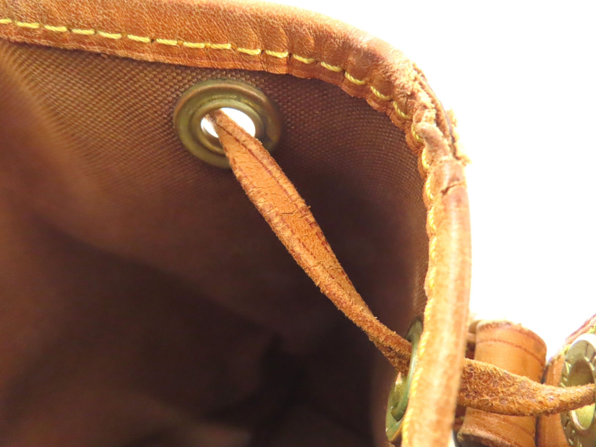 LOUIS VUITTON Monogram Noe SP1905 Shoulder Bag