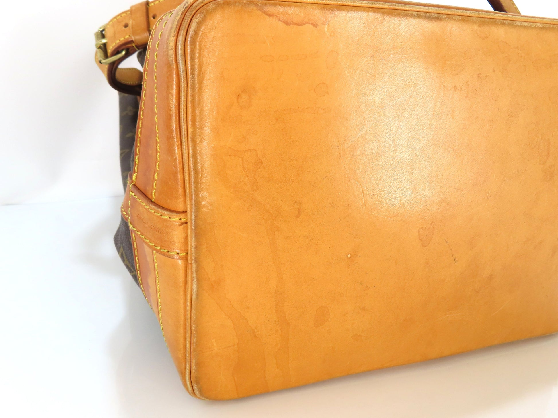 LOUIS VUITTON Monogram Noe SP1905 Shoulder Bag