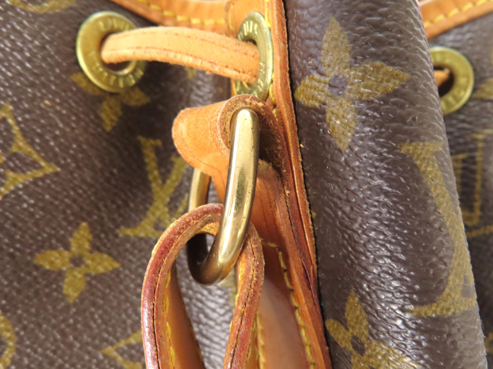 LOUIS VUITTON Monogram Noe SP1905 Shoulder Bag