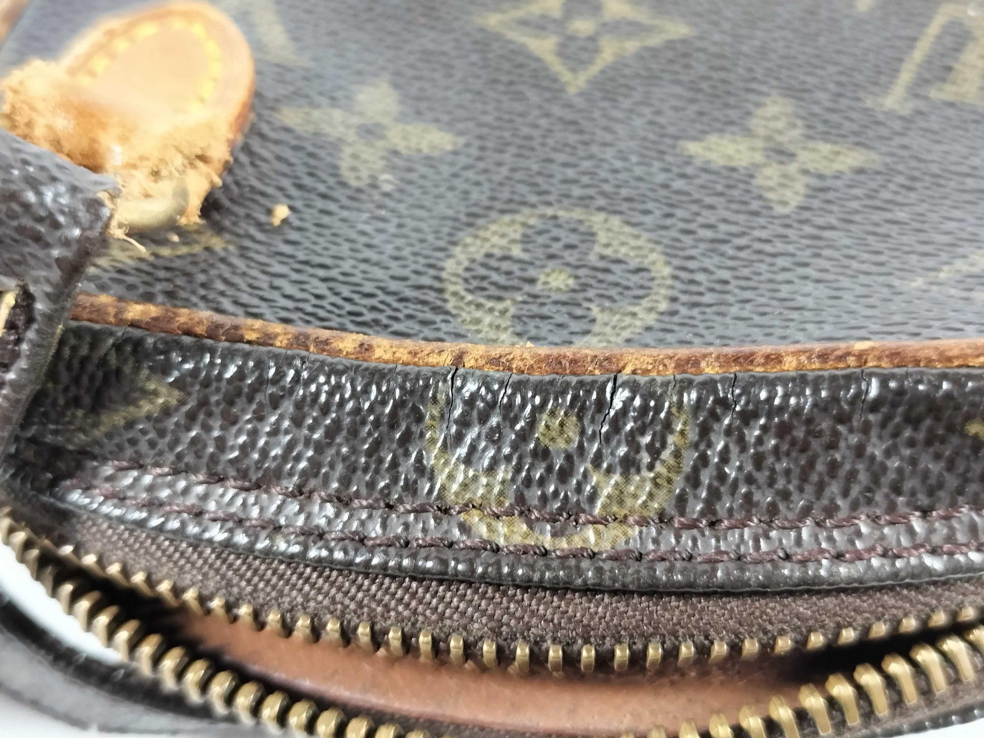 LOUIS VUITTON RFID Unverified TH0920 Monogram LV Monogram Amazon Shoulder Bag