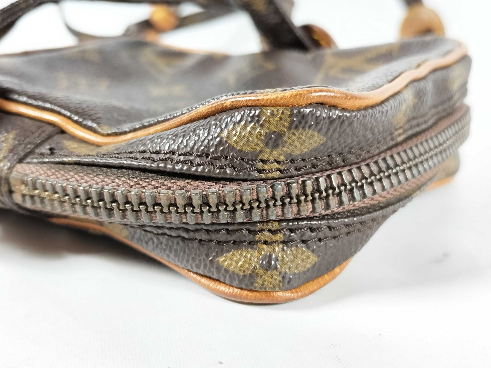 LOUIS VUITTON RFID Unverifiable Serial Unverifiable Monogram LV Monogram Danube Shoulder Bag