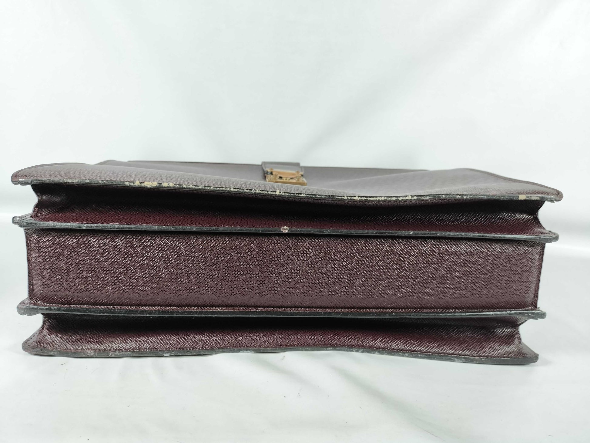 LOUIS VUITTON RFID Unconfirmed MI0957 Taiga LV Taiga Business Bag