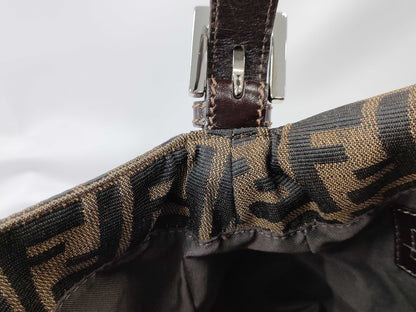 FENDI Mamma Bucket Shoulder Bag