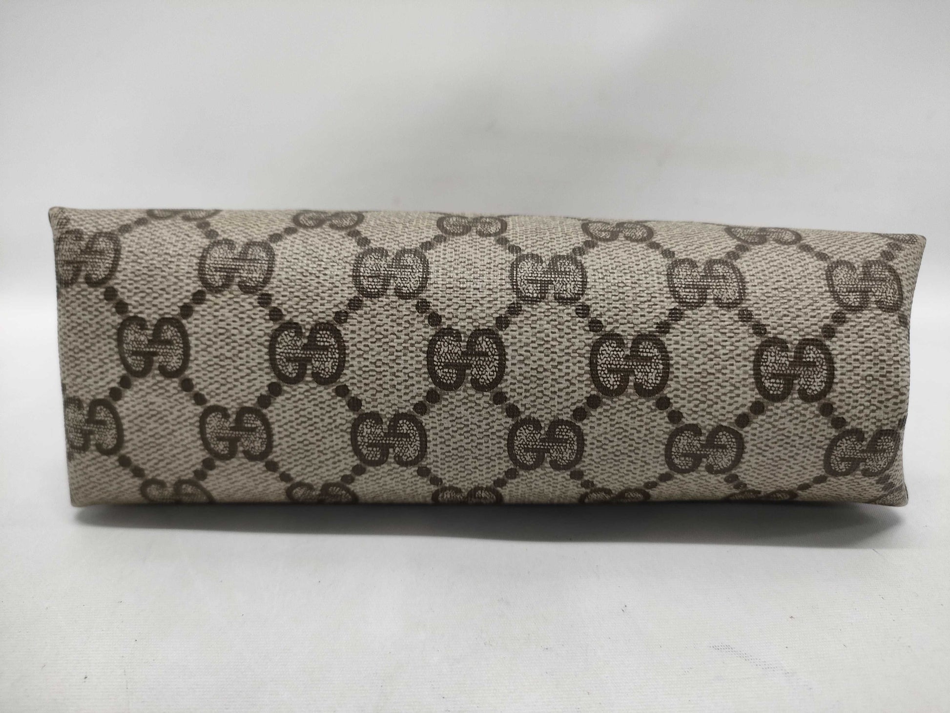 GUCCI pouch