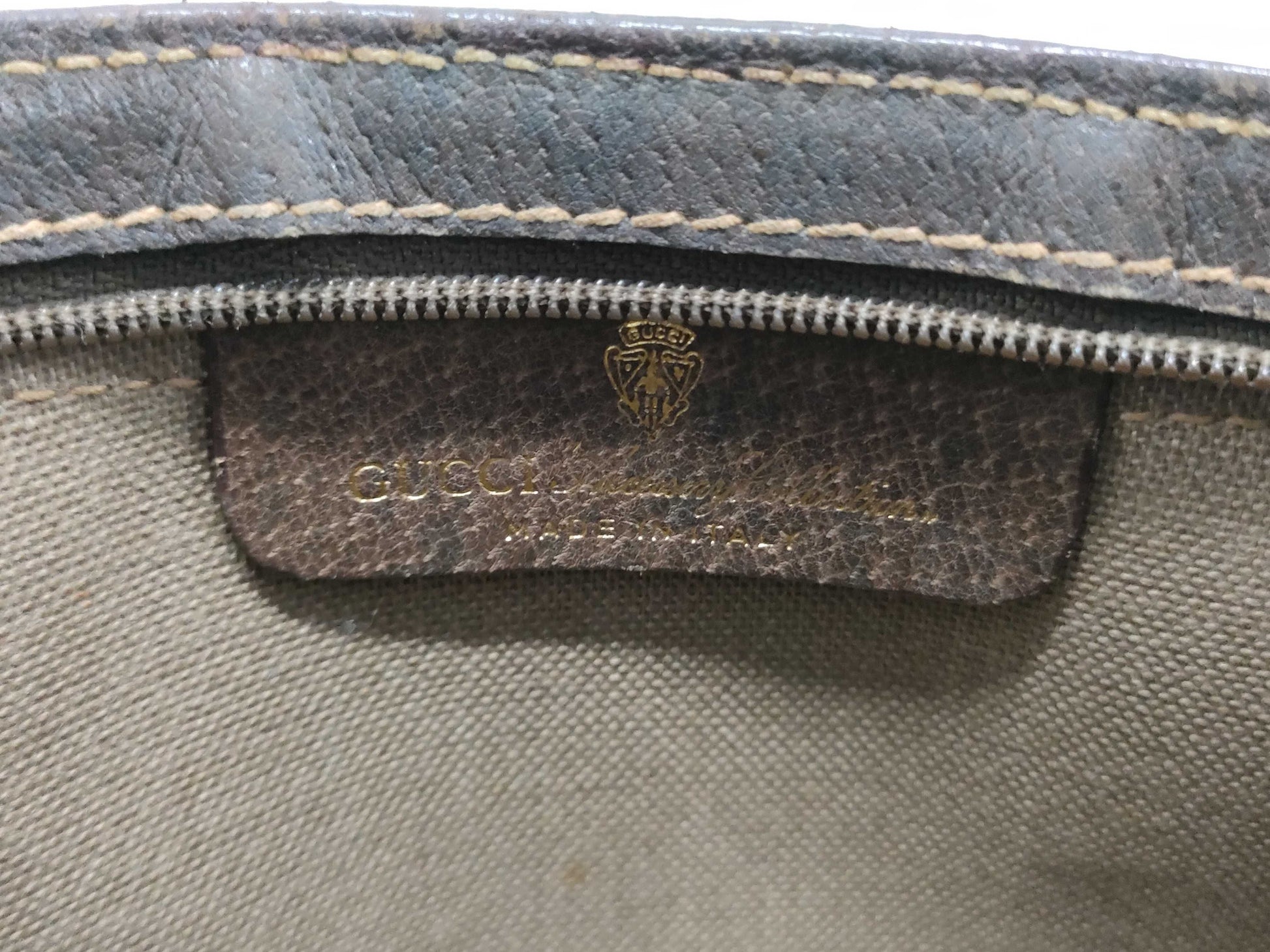 GUCCI pouch