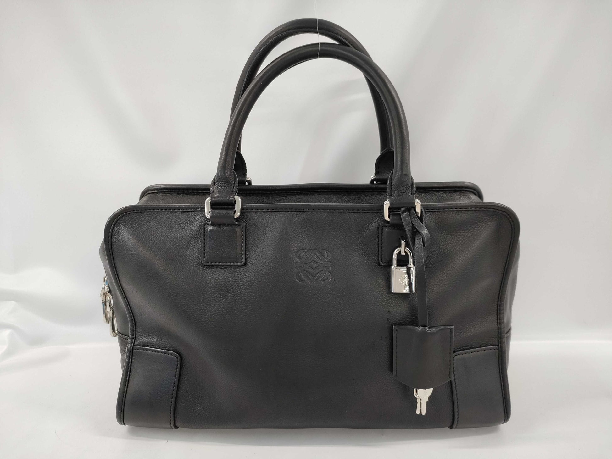 LOEWE Amazona Boston Bag