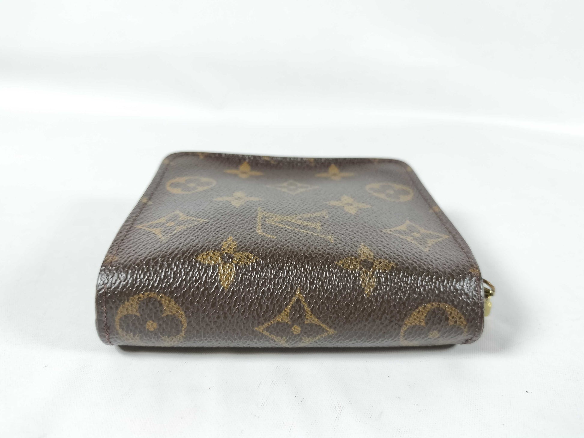 LOUIS VUITTON MI0041 Monogram Vuitton Compact Zip Wallet
