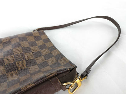 LOUIS VUITTON Damier LV Damier Truth Makeup Handbag