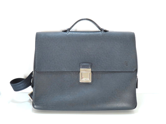 LOUIS VUITTON Vassili PM Taiga Leather 2-Way Business Bag