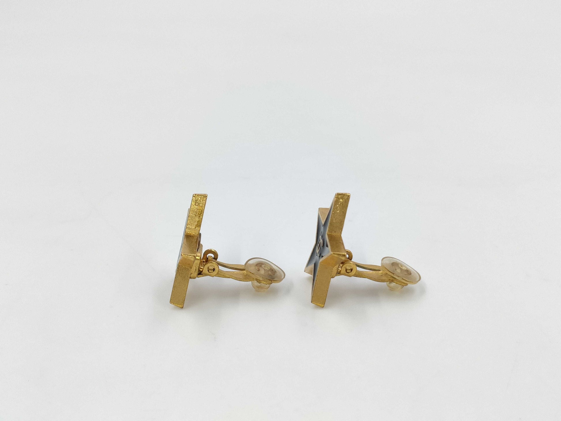 CHANEL Star Earrings