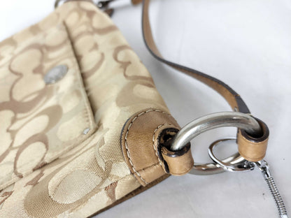 COACH Signature COACH Shoulder Bag Signature Shoulder Bag