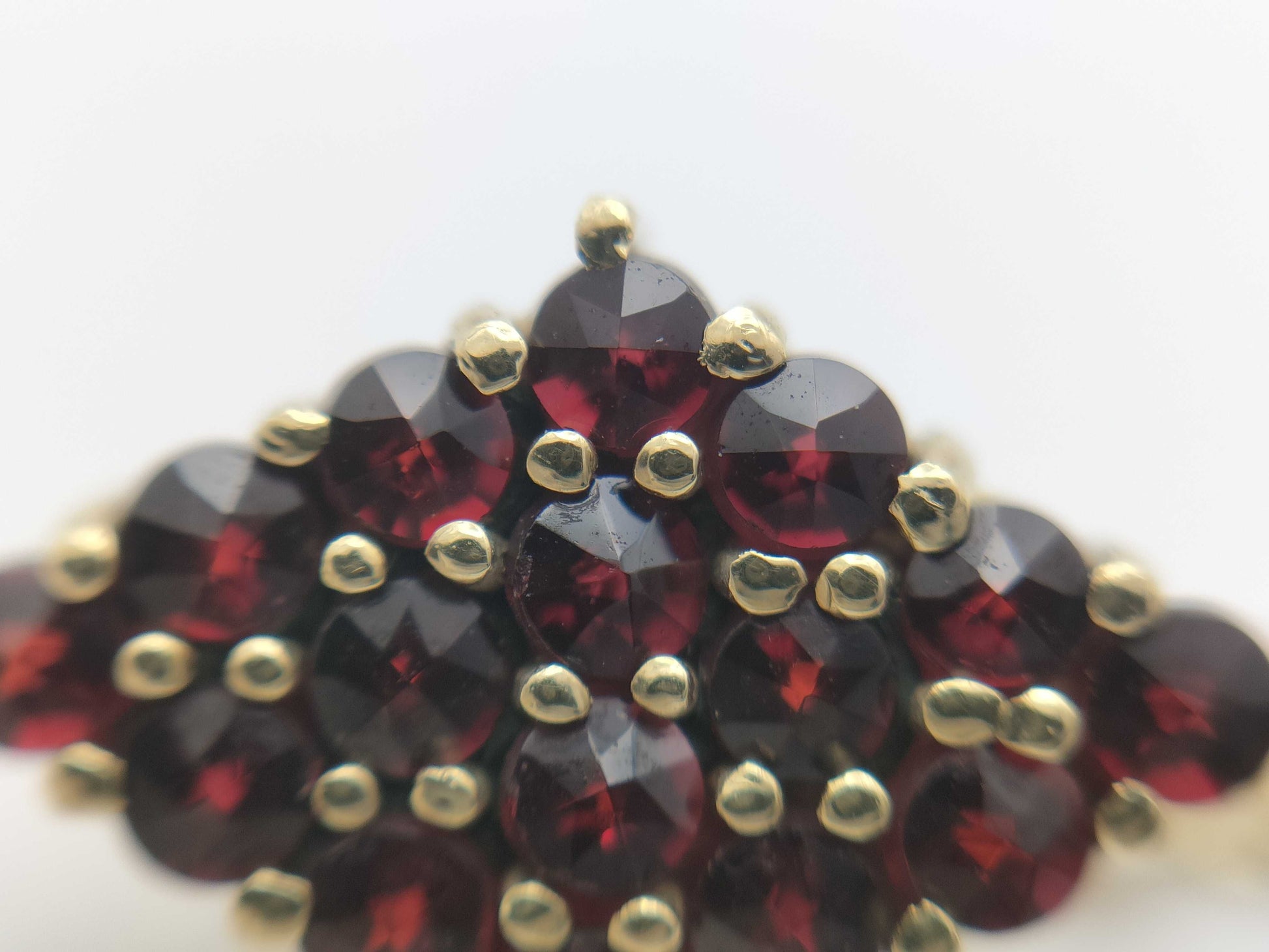 Garnet 585 2.4g Tie Pin/Cufflinks 