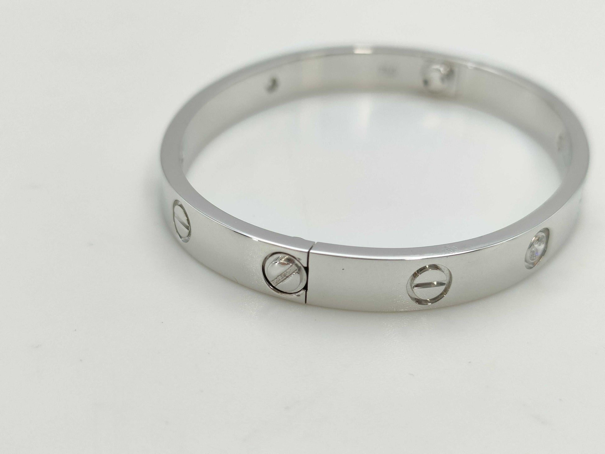 Cartier New Love Bracelet #16 4PD 750 31.1g Bracelet/Bangle 