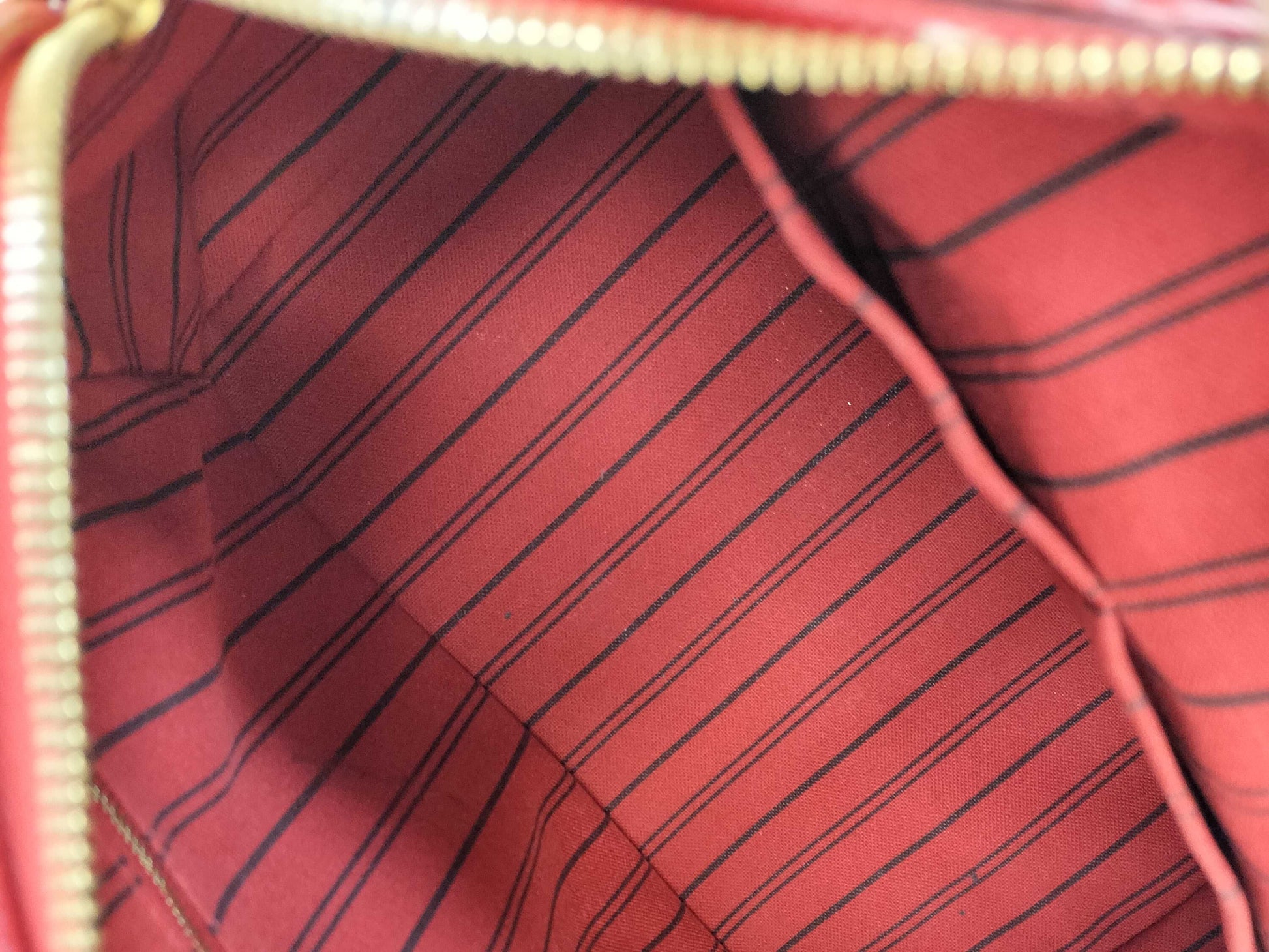 LOUIS VUITTON AH2184 Monogram Empreinte Louis Vuitton Empreinte Speedy 25 Boston Bag
