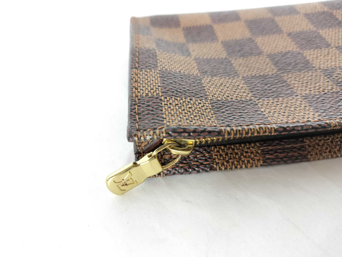 LOUIS VUITTON AR0978 Damier Louis Vuitton Mare Pouch Only