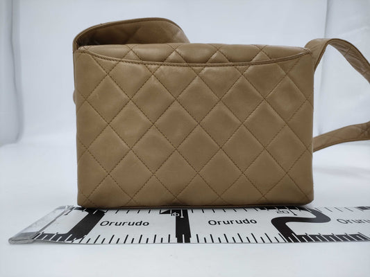 CHANEL Leather Shoulder Bag