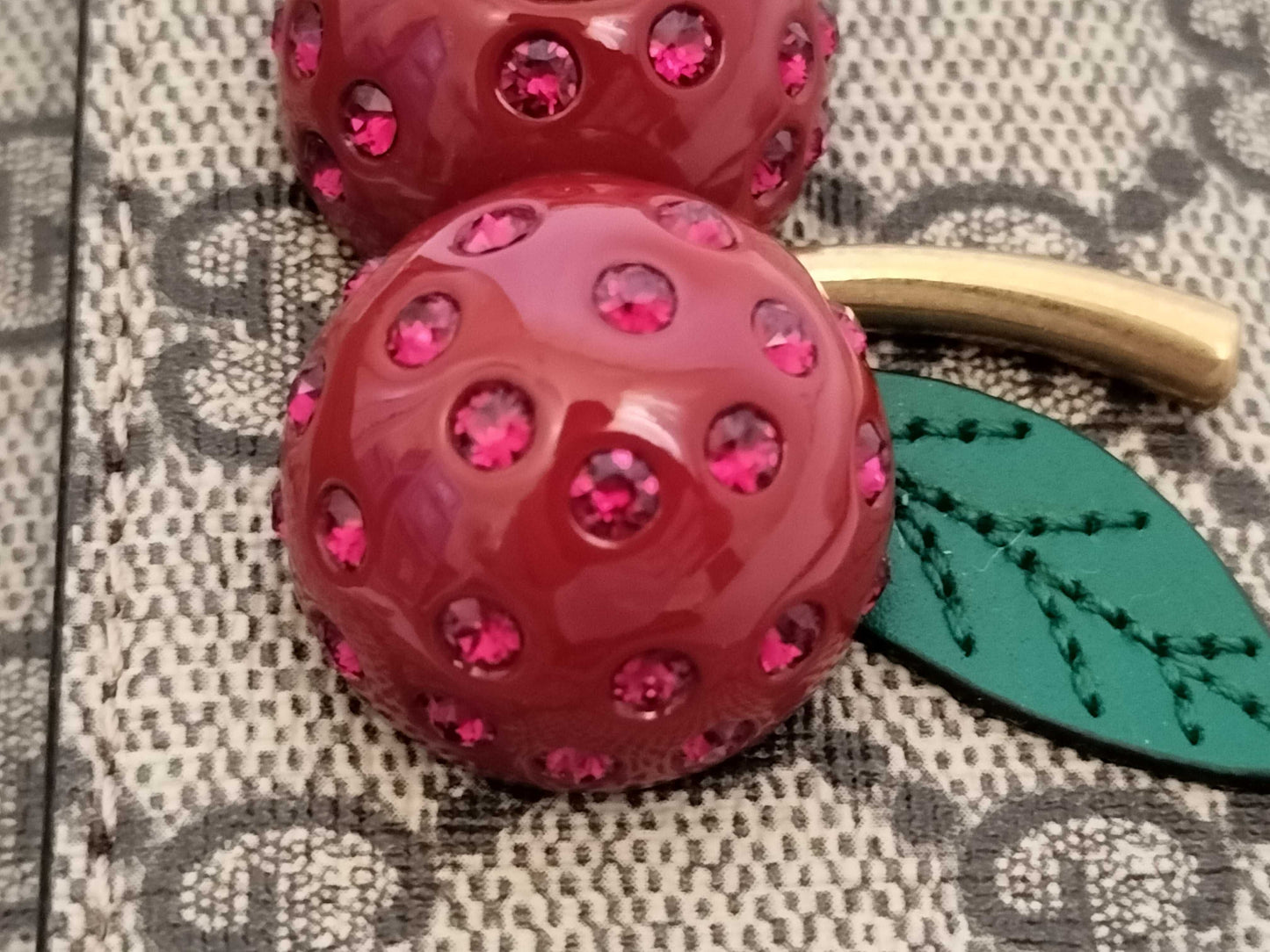 GUCCI Unused Chain Shoulder Bag with Cherry Pattern