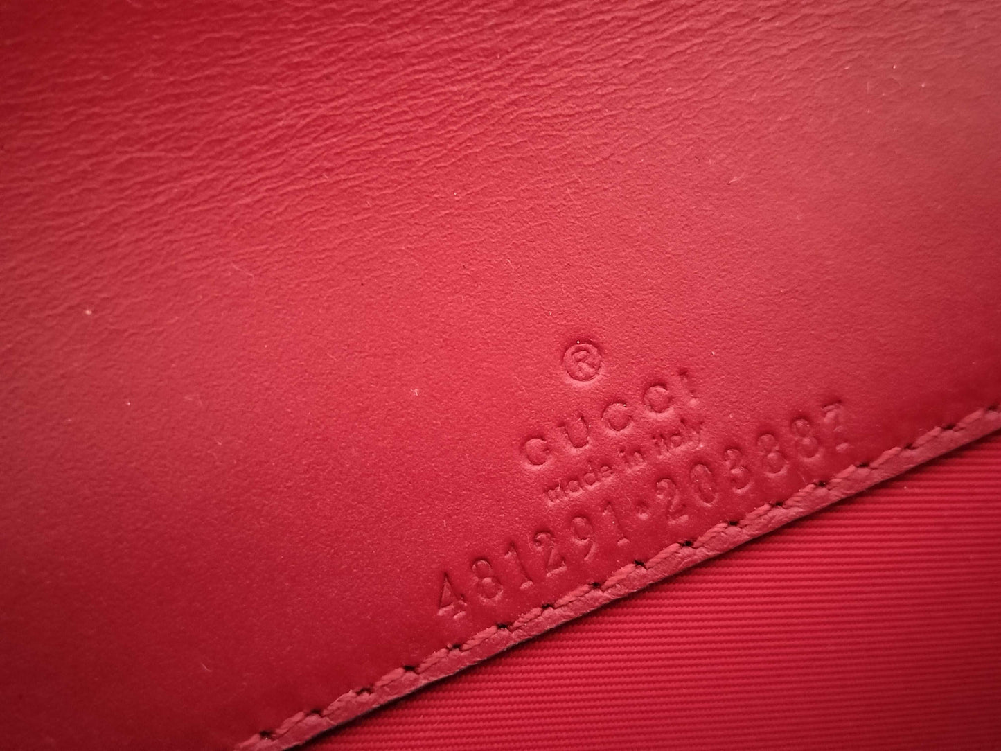 GUCCI Unused Chain Shoulder Bag with Cherry Pattern