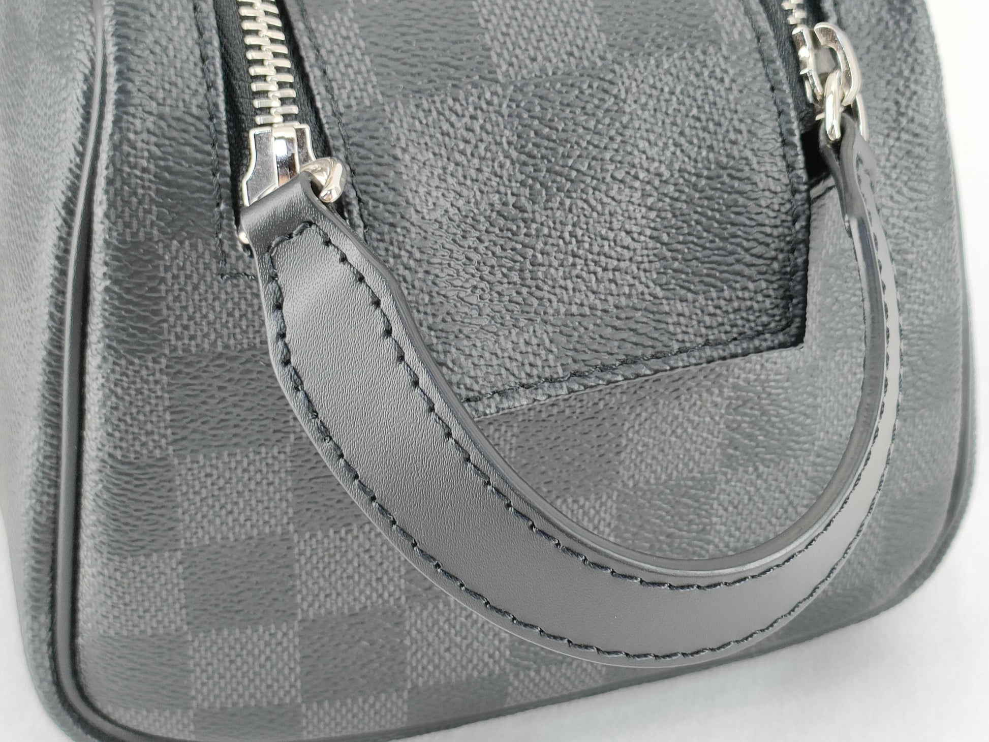 LOUIS VUITTON Damier Graphite RFID Dopp Kid Handbag