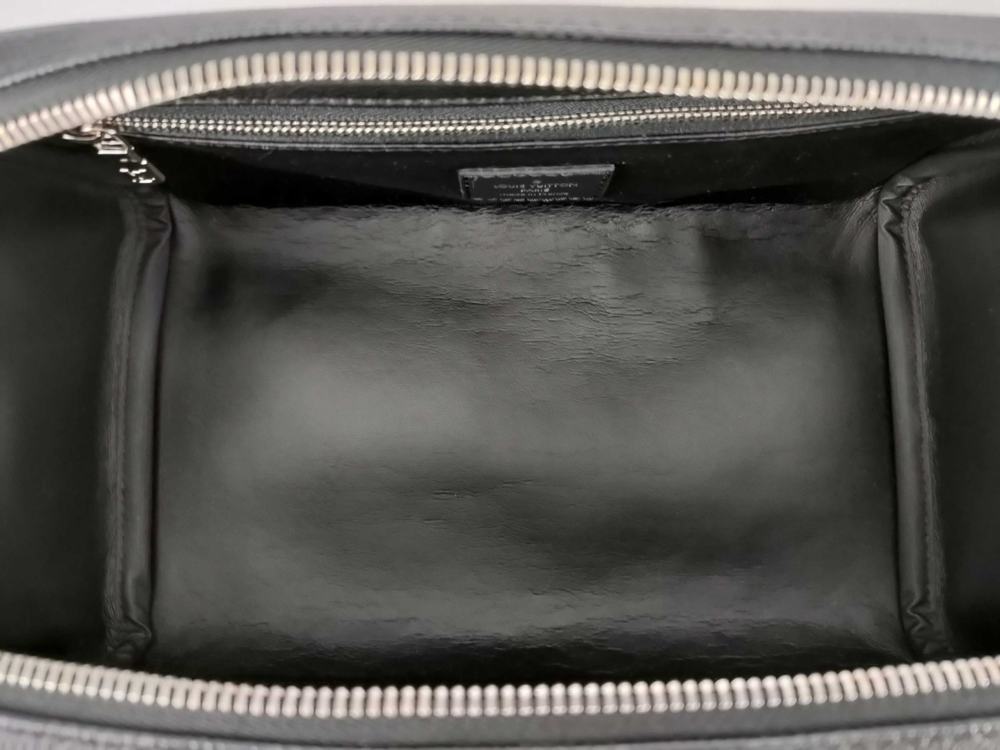 LOUIS VUITTON Damier Graphite RFID Dopp Kid Handbag