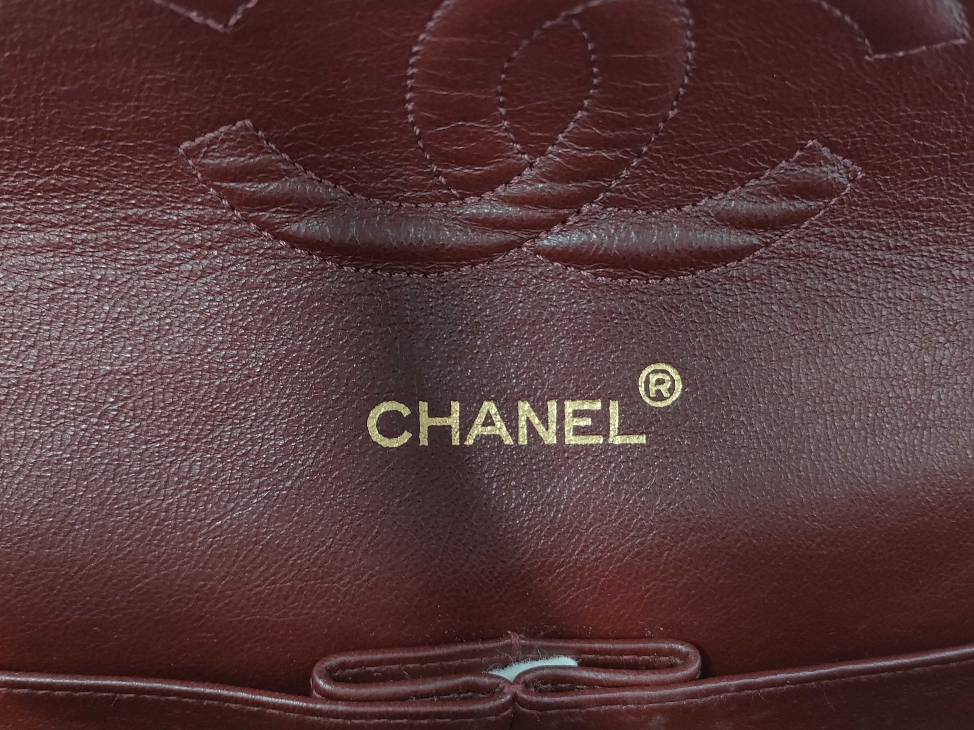 CHANEL Matelasse 25 Shoulder Bag