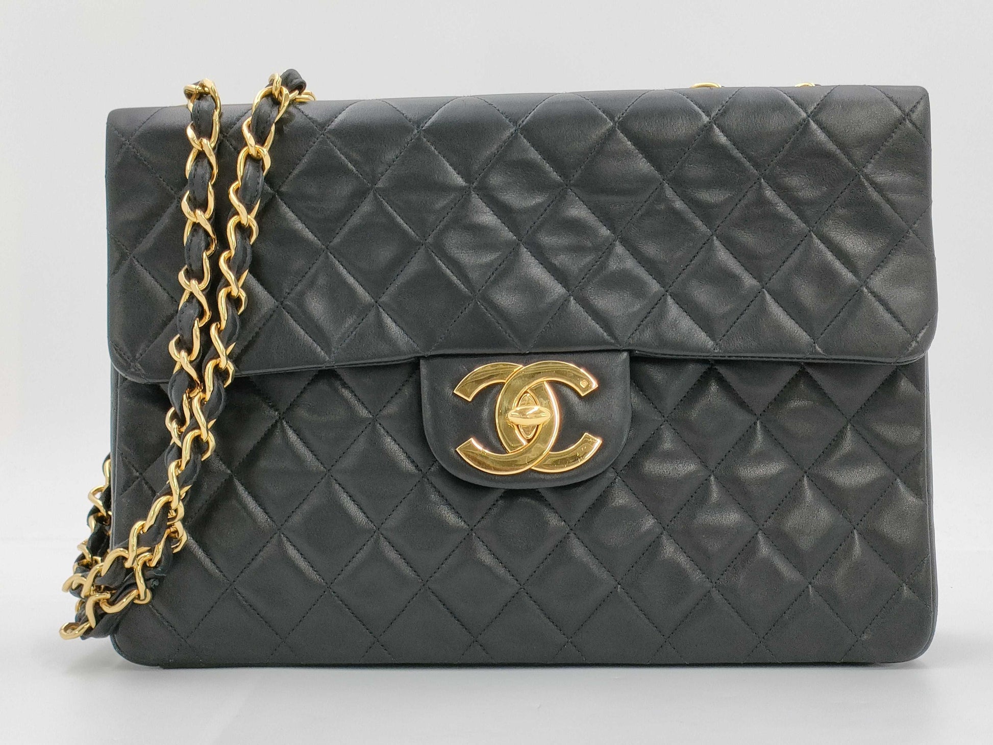 CHANEL Matelasse Chain Shoulder Bag Lambskin Shoulder Bag