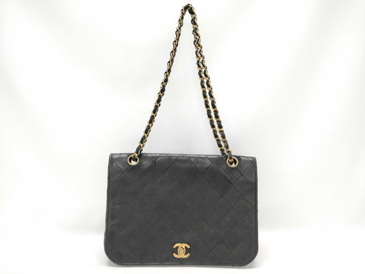 CHANEL Matelasse Lambskin Single Flap Single Chain Bag in Black with Gold Hardware, Shoulder Bag