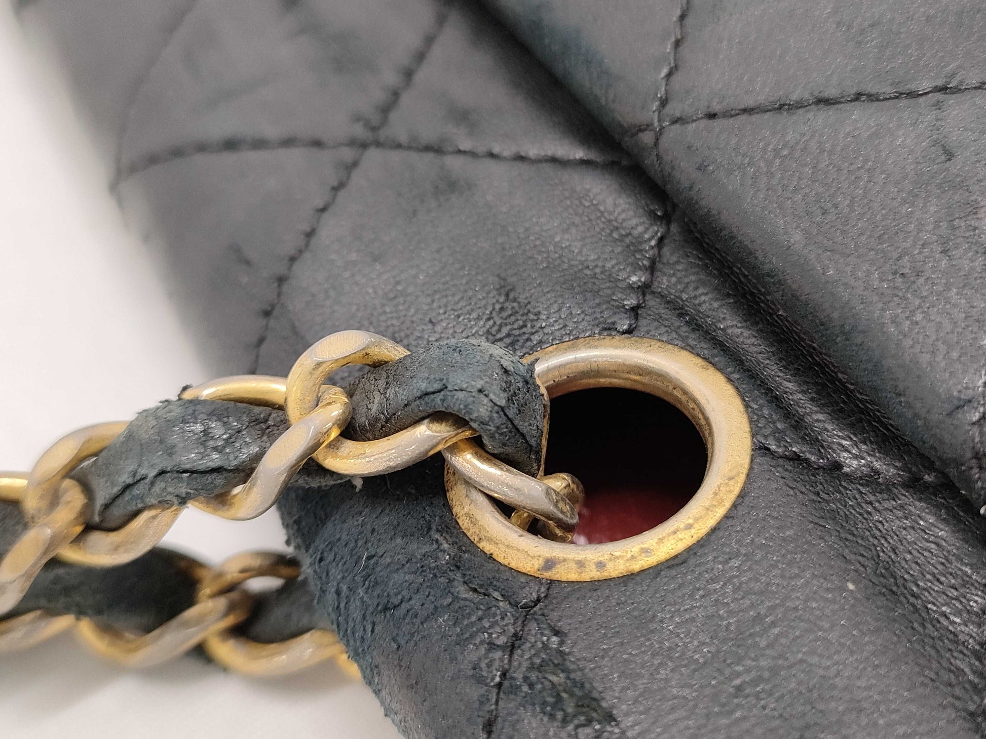 CHANEL Matelasse Lambskin Single Flap Single Chain Bag in Black with Gold Hardware, Shoulder Bag