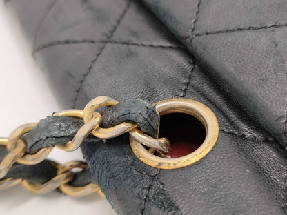 CHANEL Matelasse Lambskin Single Flap Single Chain Bag in Black with Gold Hardware, Shoulder Bag