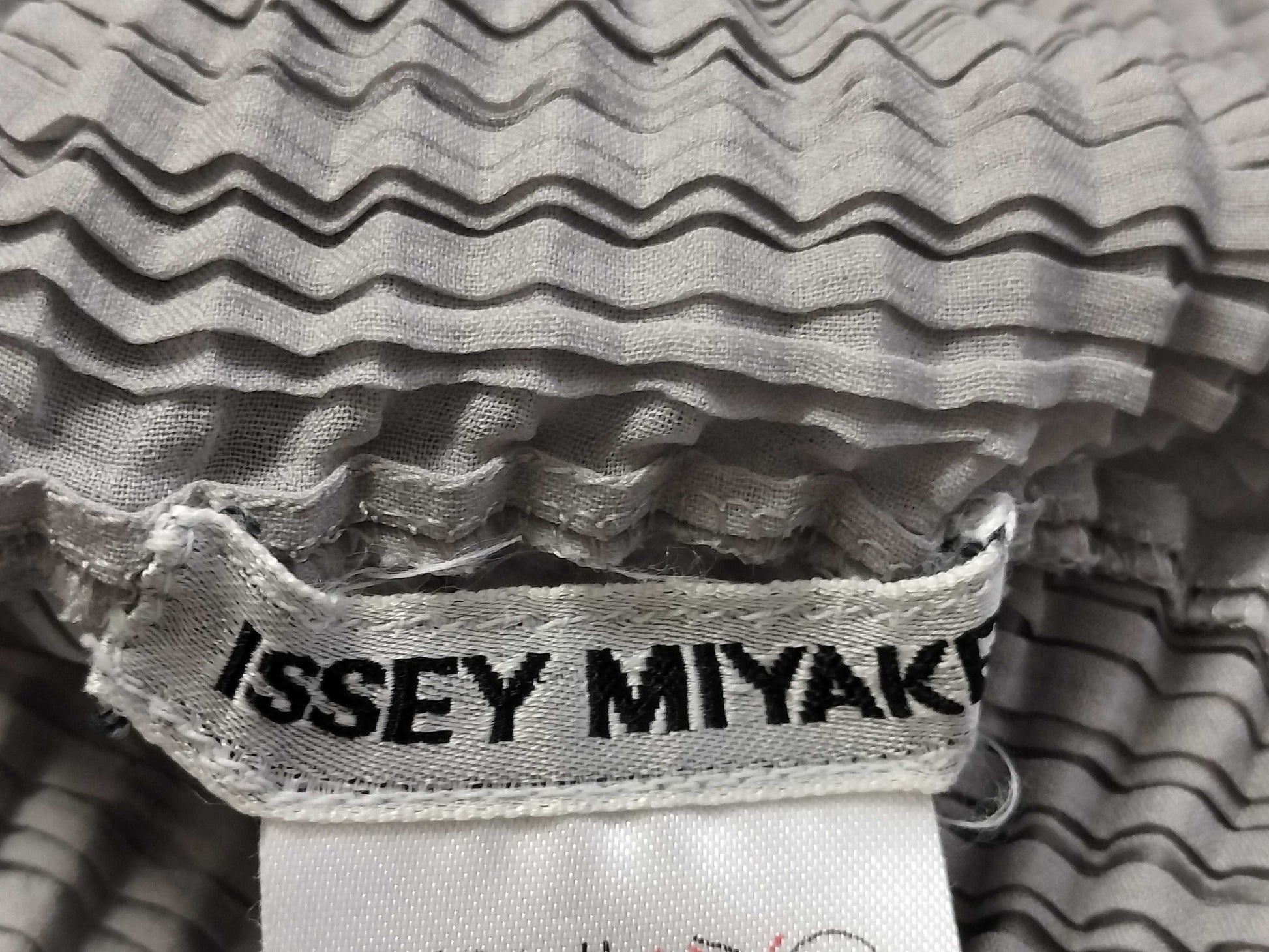 ISSEY MIYAKE Pleated Cut and Sew IM53-FJ920 M Tops