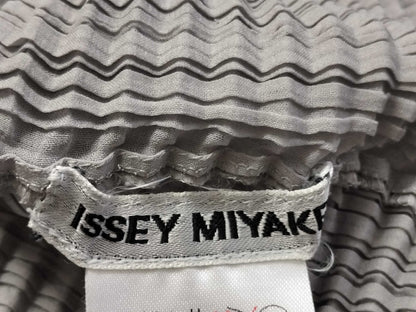 ISSEY MIYAKE Pleated Cut and Sew IM53-FJ920 M Tops