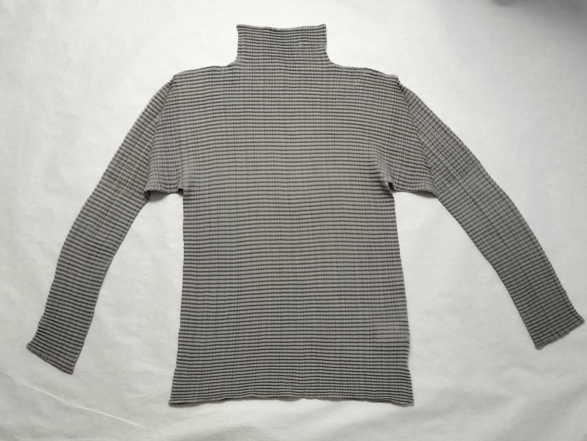 ISSEY MIYAKE Pleated Cut and Sew IM53-FJ920 M Tops