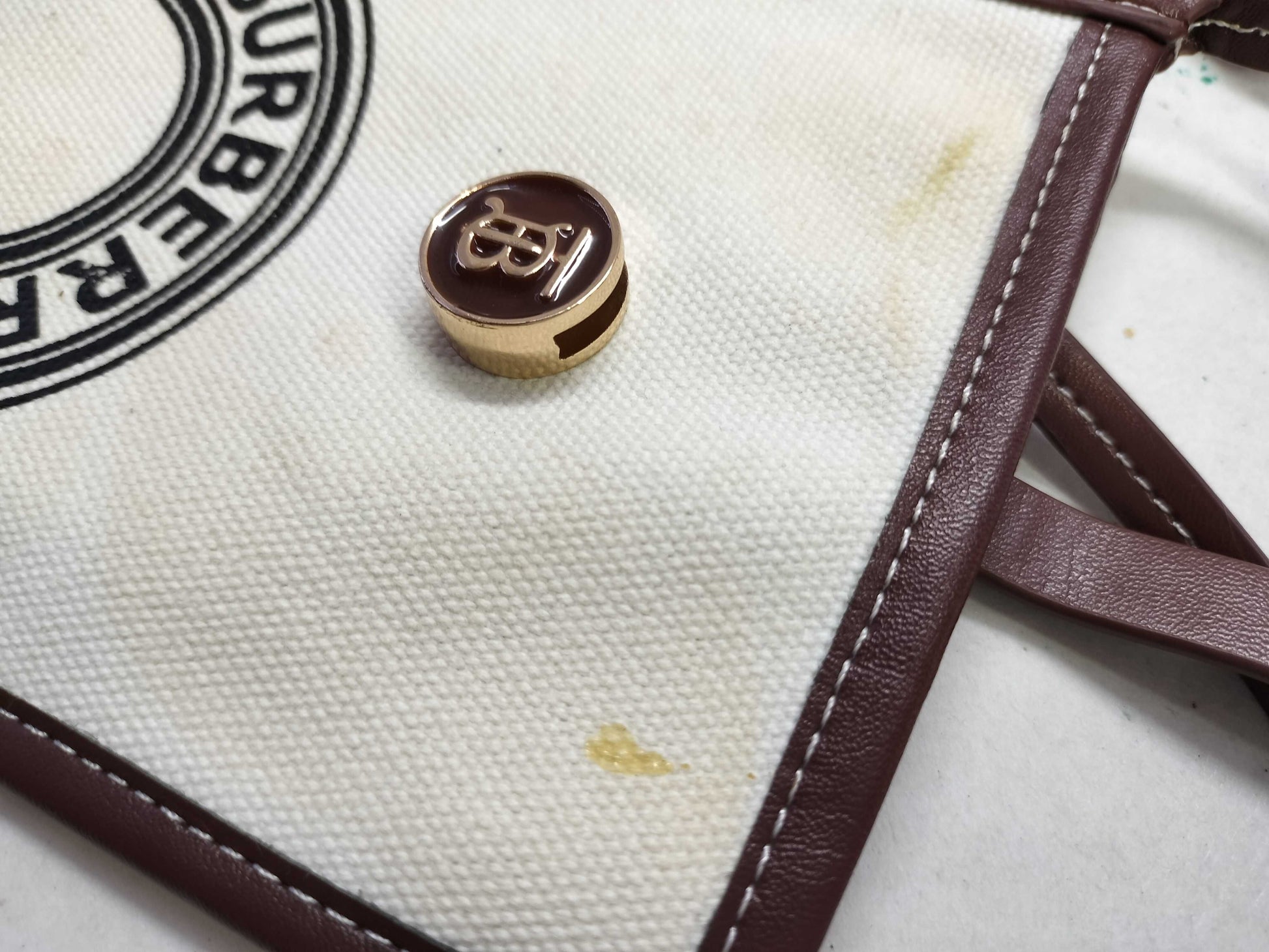 BURBERRY Shoulder Bag Smartphone Pouch Shoulder Bag