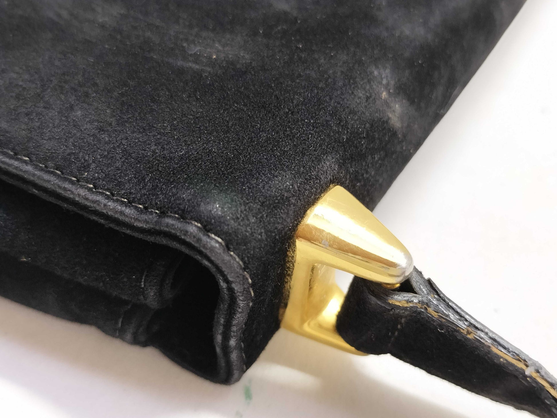 Salvatore Ferragamo Gancini Ferragamo Suede Shoulder Bag